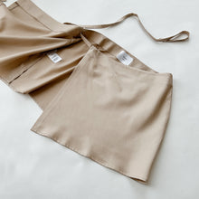 Lade das Bild in den Galerie-Viewer, Mini-Wickelrock